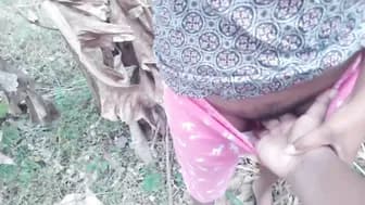 Sri Lankan RISKY PUBLIC Jungle Sex with Irresistible cunt with mouth