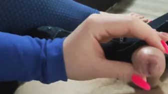 My best friends ex-wife jerk me off while I waiting for him