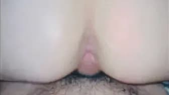 REVERSE COWGIRL FIRST TIMER Bf puts throbbing penis in tatted girlfriends extra leaking snatch