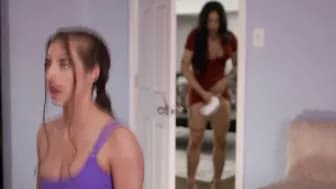 Busty brunette tbabe Eva Maxim licks and fucks females pussy