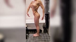 Fitness Myfreecam - View me Put on Oil and Posing Nude
