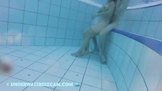 Teens teenagers+ lovers is having sex underwater! Long breasts meet huge cock! The water is warm