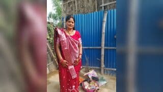 Desi Aunty Babita Bathing