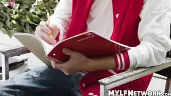 Athletic Don Draco convinced by stepmom Hot Ass Hollywood in an erotic pussy ramming
