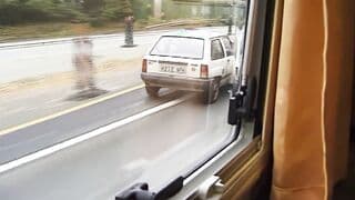 Junge Hispanic steigt beim Trampen inside Wohnmobil und wird von zwei typen richtig durchgefickt