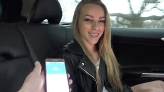Angel Emily veut du rough