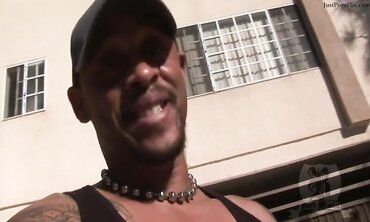 Brownie Deluxxx Fucks In Red Fishnet Stockings