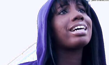 Mahlia Milian Is A Horny Hood Girl