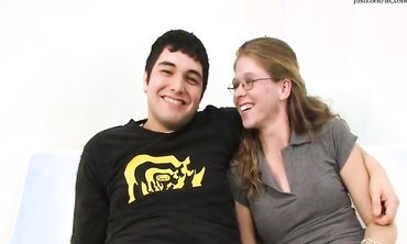 Jenny Leigh Gets Her White Married Cunt Banged By A Black Dude