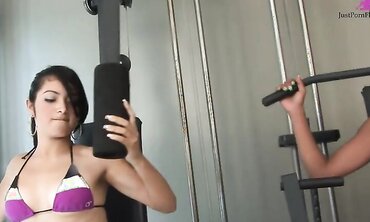 Andrea Kelly Knows Pussy Makes The World Go Round