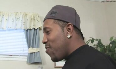 Isabelle Cream Slammed Hard By Short Black Dude With Big Fat Cock
