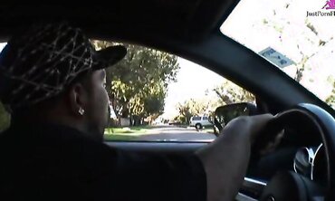 Kinzy Jo Gets The Dick Bareback