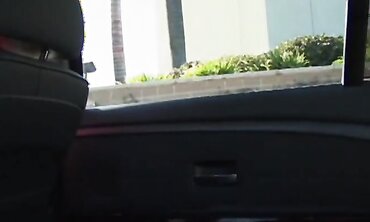 Gianna Michaels Big Ass And Twat Licked By Pinkie As She Takes It From Behind