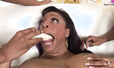 Ebony Lesbians Lick Each Other