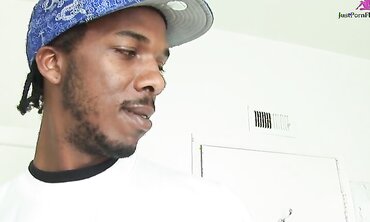Cocolicious Gets Fucked In Her Black Girl Pussy