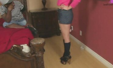 Tattooed Sparky Sin Claire Lets A Smooth Talking Black Stud Fuck Her Tight Ass