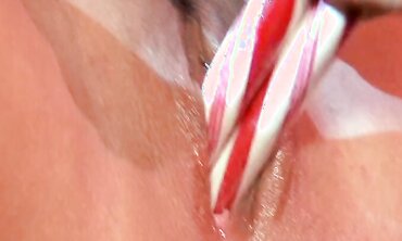Daphne Rosen Gets Her Santa Elf Culo Pulverized