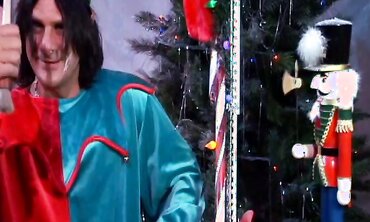 Daphne Rosen Gets Her Santa Elf Culo Pulverized