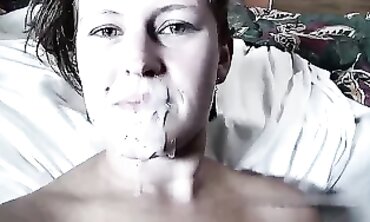 Amateur Couple Sharing Passionate Sex & Facial