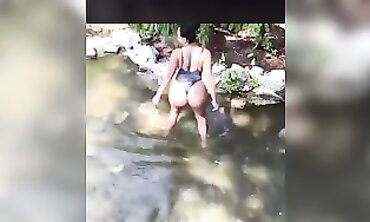 DirtyDanceCompilations - Erotic Dance Moves from Africa's Best