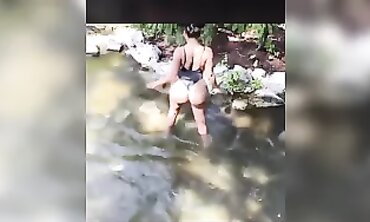 DirtyDanceCompilations - Erotic Dance Moves from Africa's Best