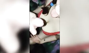 Teen Fashion Model Shows Off Her Body in Lingerie - Teens-In-Lingeria