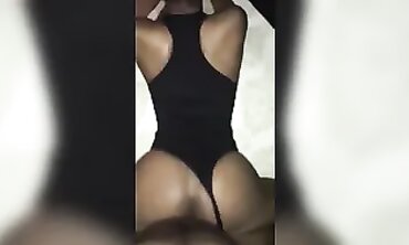 Teenage Sweetheart Gives Her First Anal Lesson to an Experienced Mentor