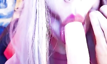 College Girl's Close Up Lip Job - Blowjob POV with Big Dick & Deepthroat