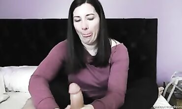 CUMSLUT FIANCE NEXT DOOR TELLS SPOUSE THE DETAILS OF HER TINDER MEETING