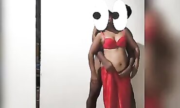Sri Lanka's Sexiest Housewives - Exotic Dancer PiYUMI HanSamALi Fucks Her Way to Stardom