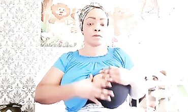 Nigerian COUGAR flashes how to jacks and milk her humungous