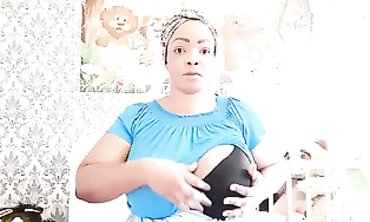 Nigerian COUGAR flashes how to jacks and milk her humungous