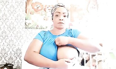 Nigerian COUGAR flashes how to jacks and milk her humungous