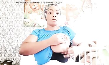 Nigerian COUGAR flashes how to jacks and milk her humungous
