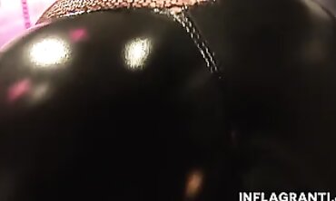 Supreme girlfriend wanking into pov