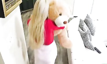 Sexy Siya's Passionate Ride - Hot Blonde Teen Fucked Hard By A Huge Black Dick