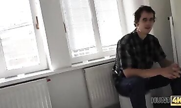 HuntForAKitty - Sexual Adventure with Kitten in Heat