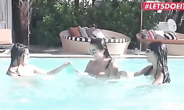 Gina Valentina, Karlee Grey & Cindy Starfall Motel Hardcore