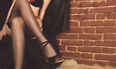 Redhead Femme Fatale in Lingerie Masturbates