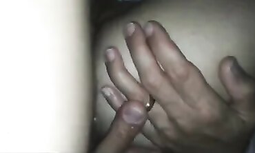 Mia: Anal Creampie con la Collegha Sposata