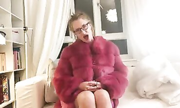 Ruby Rokkit Seduces Her Son-in-Law's Best Friend