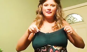Plus-Size Slut Joy For Shows Off Huge Tits And Opened Cooter