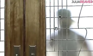 Bored Housewife Gets Anal with Ebony Stud