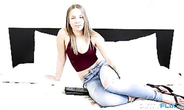 Liza Rowe Gets Kinky Interracial Blowjob and BBC Cumshot