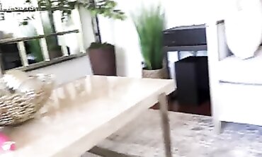 Latina Vanessa Ortiz Taps Out to Joe's Deep Throat