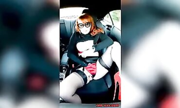 Crimson HARDCORE Masturbates With Huge Tits In Her Car