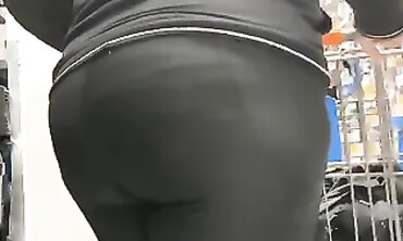 Big Ass MILF