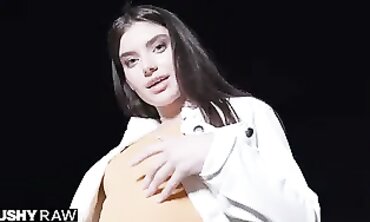 TUSHYRAW: Brunette Queen Stefany Kyler Gapes Like a Pro