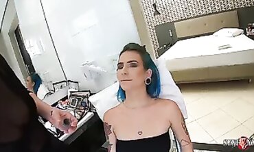 Lily Silvia: Sexy Behind the Scenes Prep