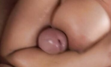 Georgia Peach Has A Cock-Squeezing Lil' Crevice